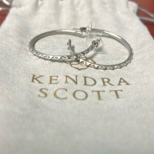 Kendra Scott Veronica Hoop Earrings in Silver